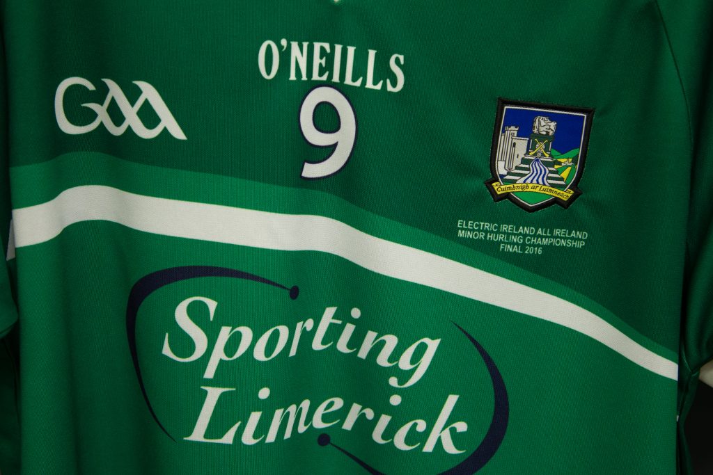 Close-up of Limerick jersey. All-Ireland Minor Hurling Final, Limerick V Tipperary. 04/09/2016. Croke Park, Dublin. Credit: Conor Wyse